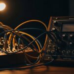 France Jobin, artista sonora de Montréal especializada en drone music, síntesis modular y sound art cuántico